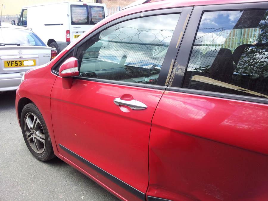 Honda FRV I-VTEC SE door-passenger-side-front
